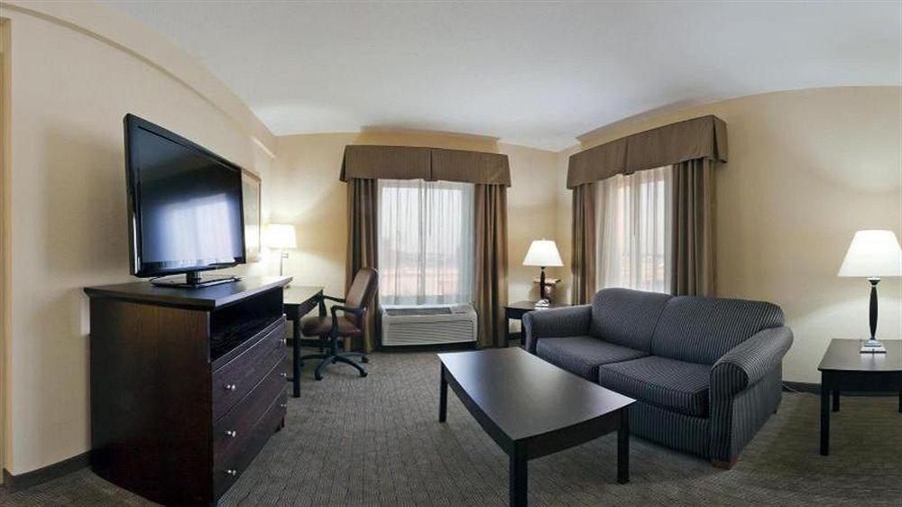Holiday Inn Express Hotel & Suites Clearwater Us 19 North By Ihg Eksteriør bilde