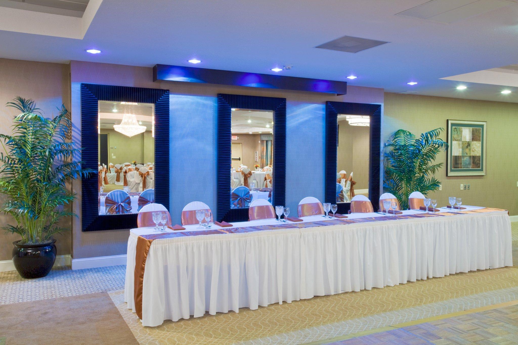 Holiday Inn Express Hotel & Suites Clearwater Us 19 North By Ihg Eksteriør bilde