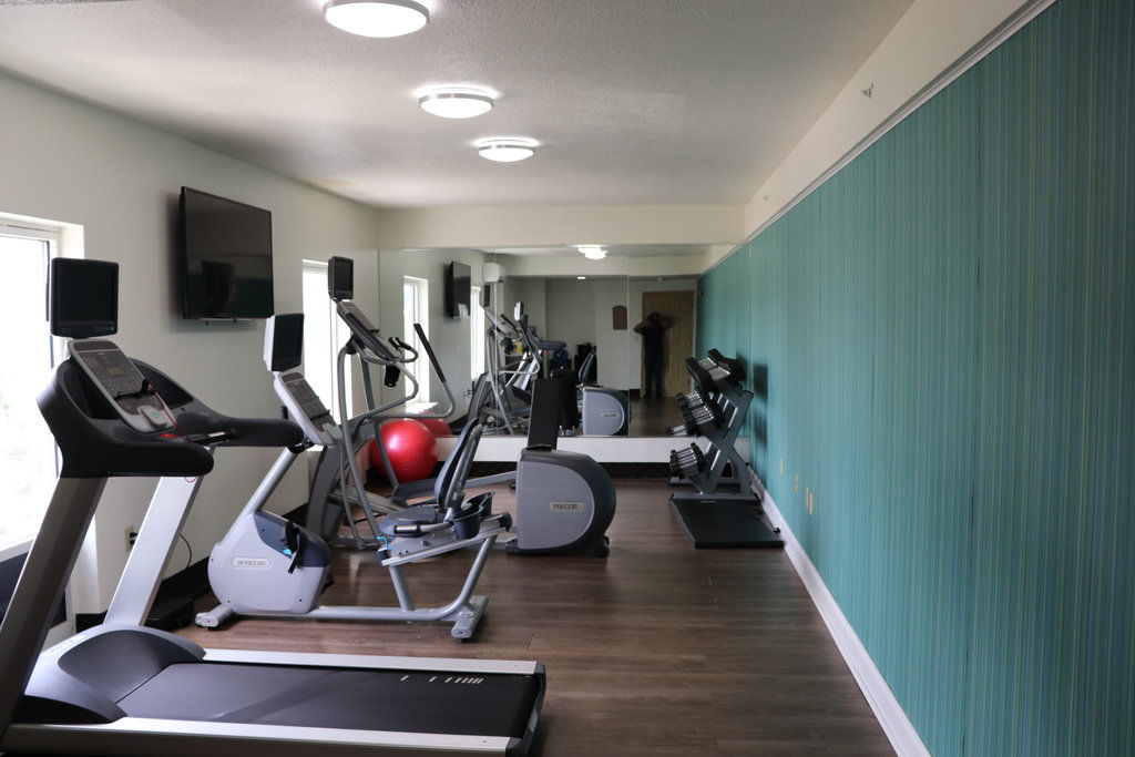 Holiday Inn Express Hotel & Suites Clearwater Us 19 North By Ihg Eksteriør bilde